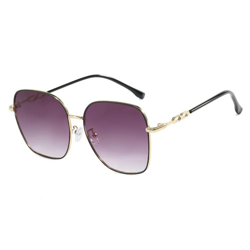 

UV Protection Lightweight Comfortable Durable High Quality Retro Designer Style No Rim Square Shaped Female Sun Glasses 1PC