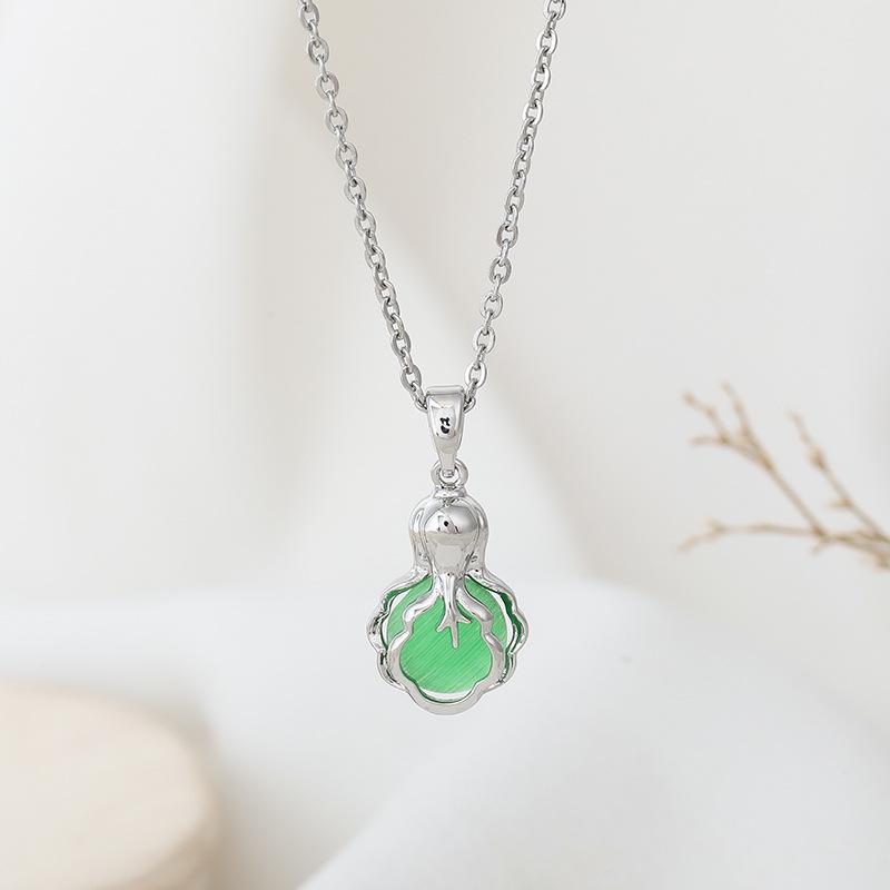 

Women s Cat s Eye Emerald Pendant Necklace - Eight Directions Wealth Cabbage, High-Quality, Fresh Simple Style серебряный