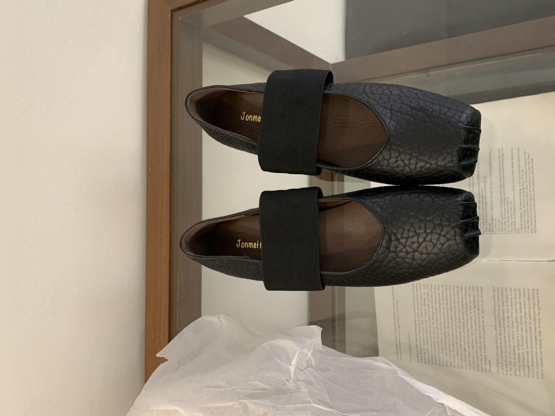 

Inner heightening bow shallow mouth word with ballet shoes women s 2025 autumn square head black temperament Mary Jane shoes 39