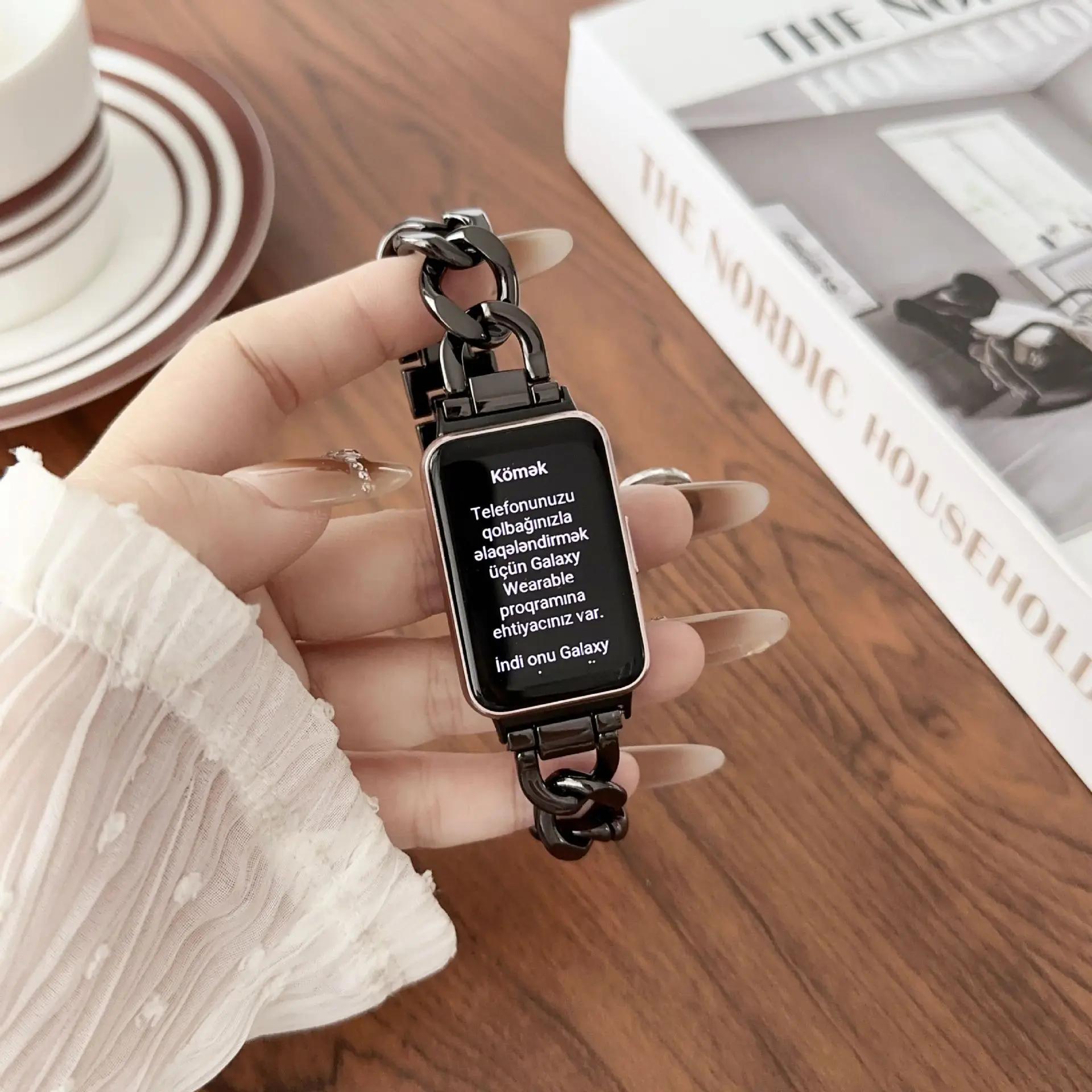 

Ремешок из нержавеющей стали для умных часов Samsung Galaxy Fit 3, Металлический браслет-цепочка, Браслет на запястье для Fit3, Аксессуары для ремешка Fit3 Samsung Galaxy Fit 3 чёрный