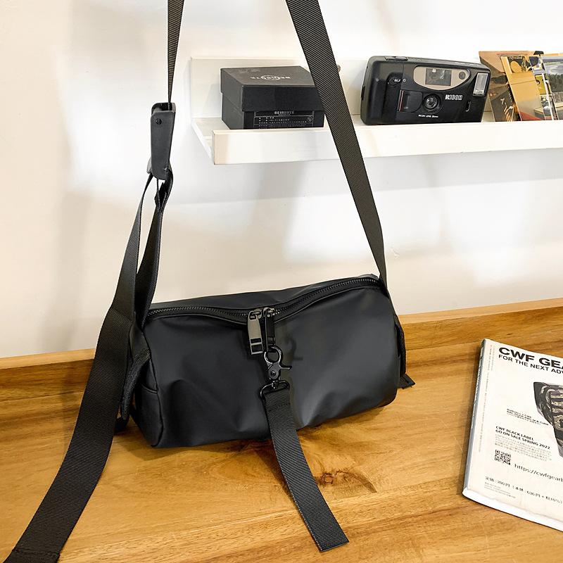 Neutral Messenger Bag 2025 Spring Shoulder Bag Large Capacity Trendy Function Tooling Bag Casual Trendy Men Cylinder Bag