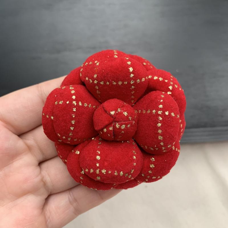 French Style Fabric Camellia Brooches Vintage Elegant Flower Lapel Pins For Women Fashion Wedding Party Badge Accessories Gifts