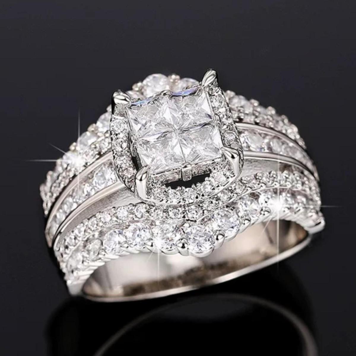 

Double-layer 2-in-1 Super Flash Ring Square Splicing Crown Ring 5
