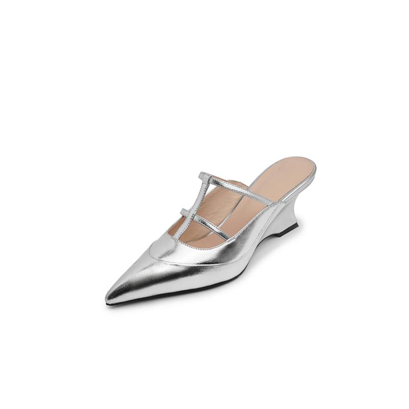 

Модные новые летние шлепанцы с закрытым носком, летняя обувь, босоножки на высоком каблуке для женщин, модные шлепанцы на нескользящей подошве из лакированной кожи, женская обувь 41 серебряный