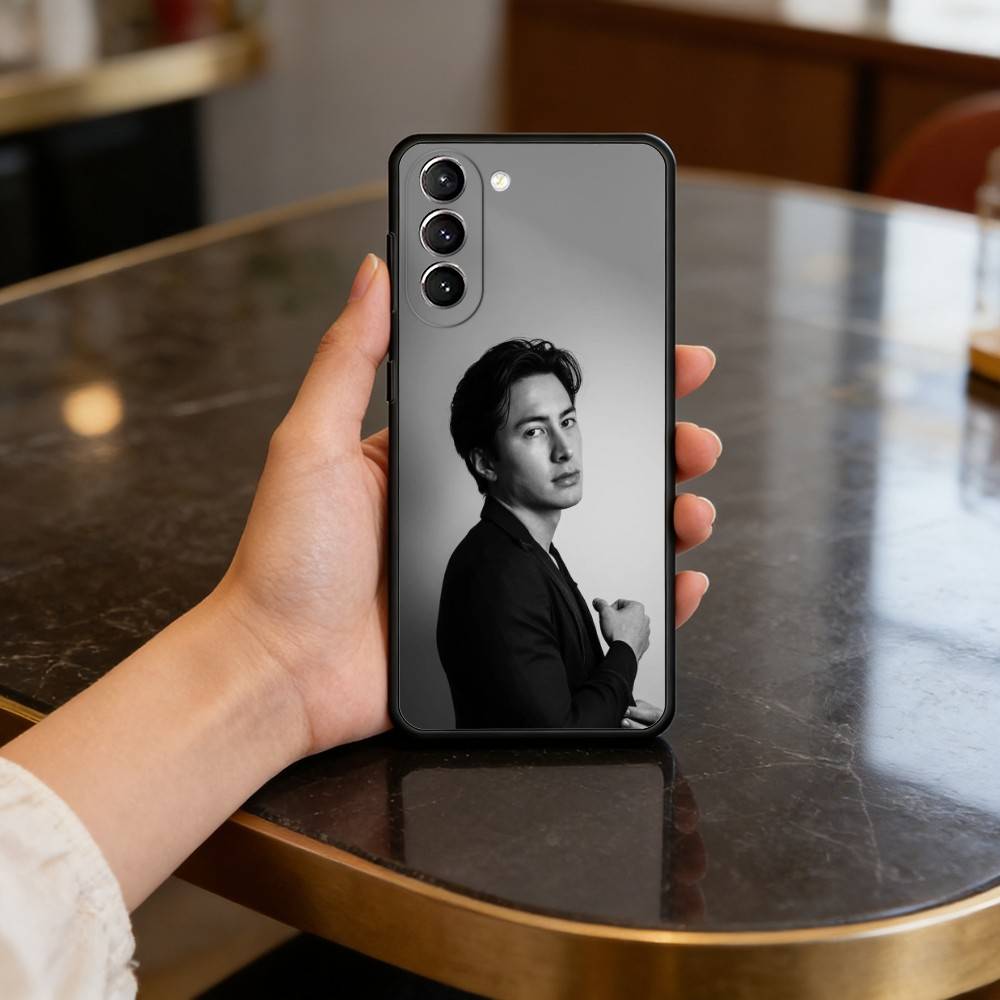 Hudson Williams Shane Hollander Phone Case For Samsung S25,24,23,22,30,21,10,9,Ultra,Plus,Lite,FE,4,5 G Soft Black Case