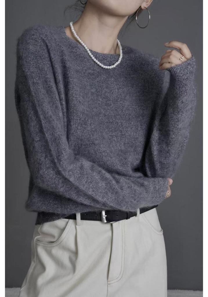 Women's Round Neck Pure Wool Sweater - Autumn/Winter, Versatile, Long Hair Brushed Knit, Raglan Style, Short Base Layer.