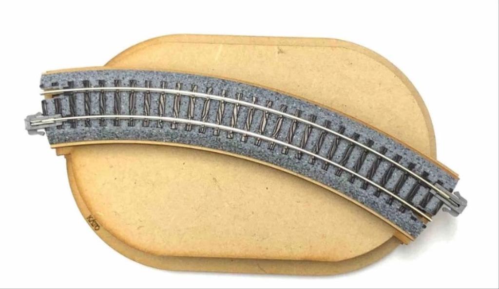 KATO N Gauge Mini Diorama Base Curve R183mm with Railway Model Supplies (Kit Track) 24-052