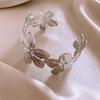 Roestvrij Staal Metaal Holle Bloem Open Armband Voor Vrouwen Vintage Goudkleurige Brede Verstelbare Manchetarmbanden Sieraden Cadeau