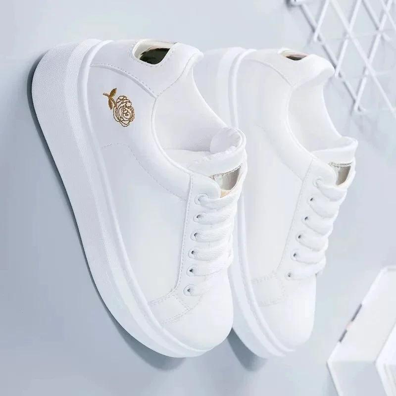 Fashion Women Running Spring Autumn Fashion White Breathable Embroidered Flower Lace-Up Casual Sneakers Zapatos Mujer Sneakers Women