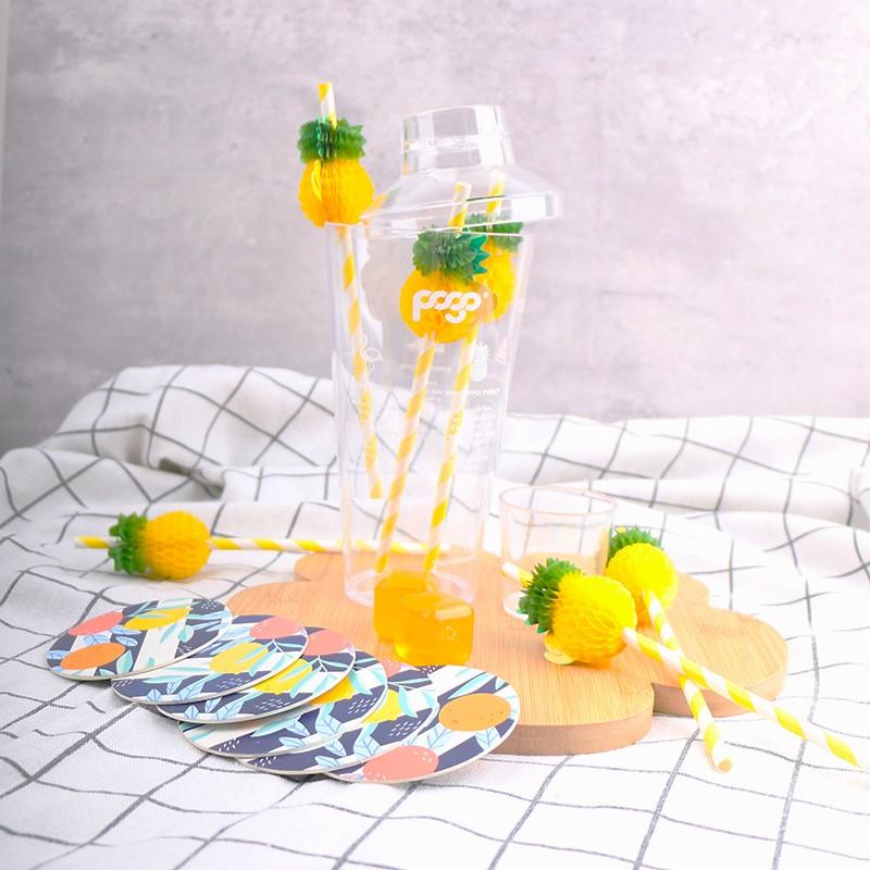 Tropisch-Thematischer 750ml Plastik-Cocktailshaker mit Ananasförmigen Strohhalmen & Papieruntersetzern Moderne Barwerkzeuge für Mojito