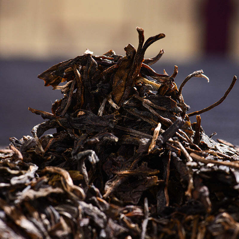 357g Yiwu Raw Puerh Tea Cake Guafengzhai Pu-erh Shengcha Yunnan Pu'er Green Tea