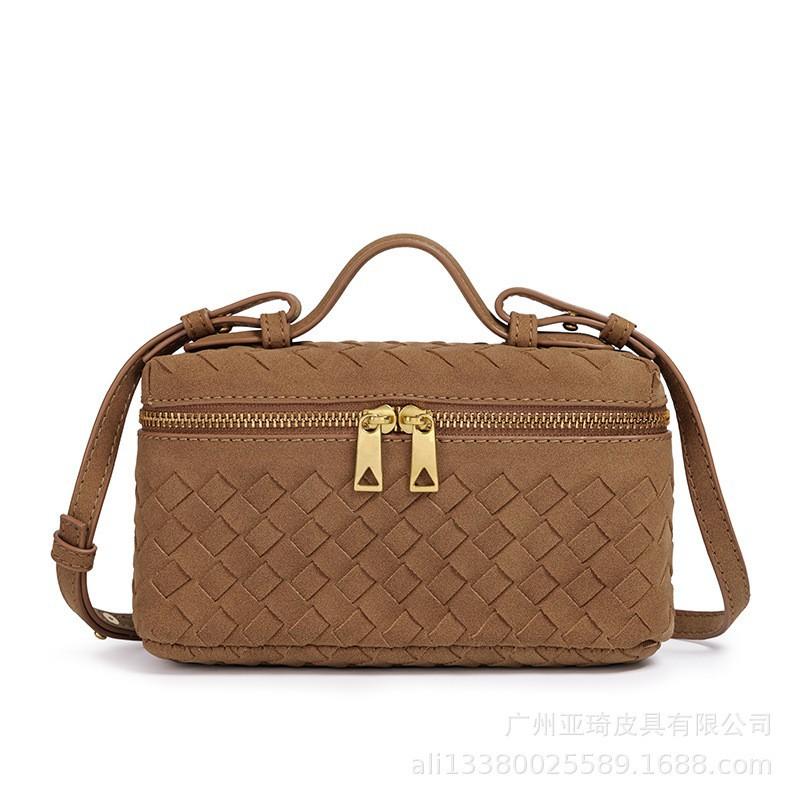 

Fashion Matte Hand-Woven Bag Shoulder Lunch Box Bag Practical Trend Portable Oblique Span Box Bag 20*7*11