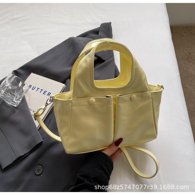 

Корейская нишевая сумка-мессенджер женская 2025 новая модная универсальная портативная сумка-тоут большой вместимости с двойным карманом сумка под мышку жёлтый