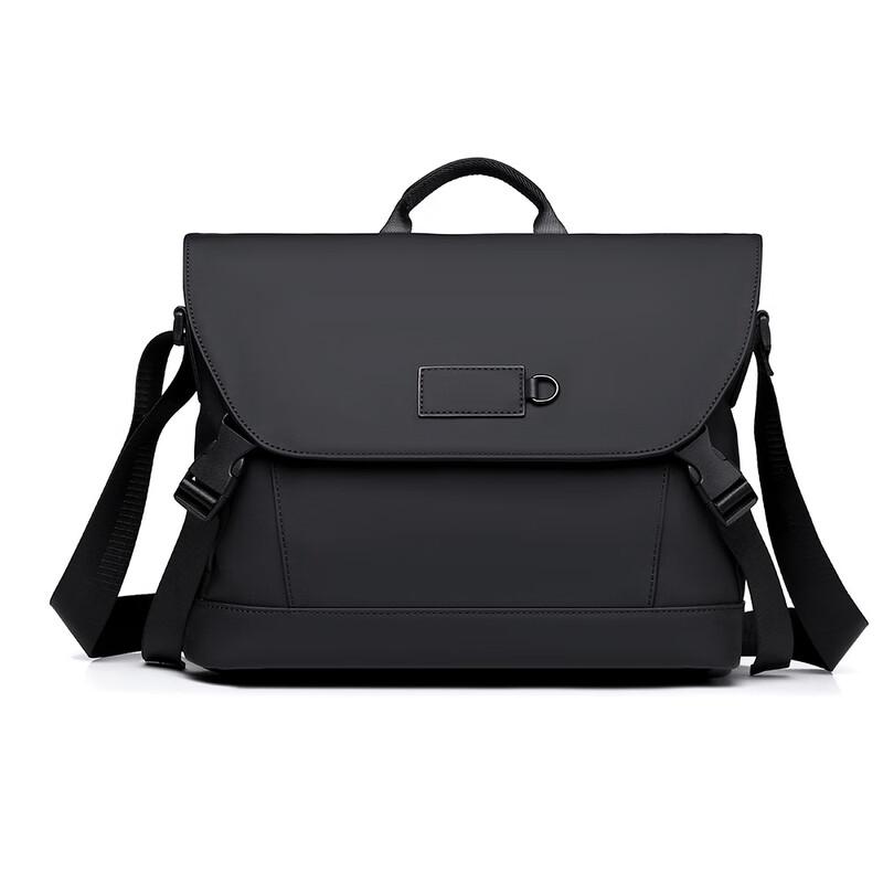 

OEING Men s Crossbody Messenger Bag