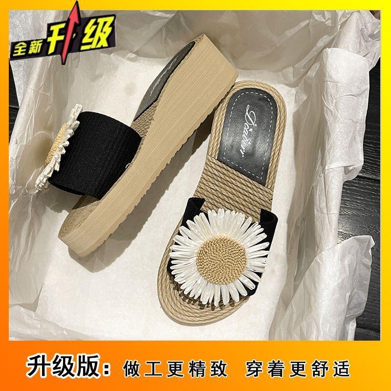 

2025 new cool slippers women s summer wear Internet celebrity slope heel soft sole non-slip Korean version of fashion indoor and outdoor wear beach sh 36