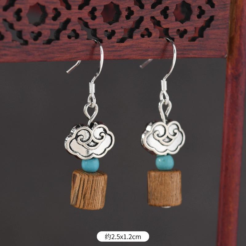 

Original zen sandalwood earrings, retro literary and medium earrings, high-end s925 silver hook earrings for women