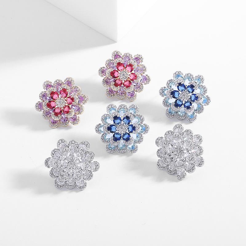 Elegante Damen-Ohrstecker mit Kamelie und Nadel aus S925er Silber, atemberaubender Zirkonia, romantischer Ohrschmuck für Partys