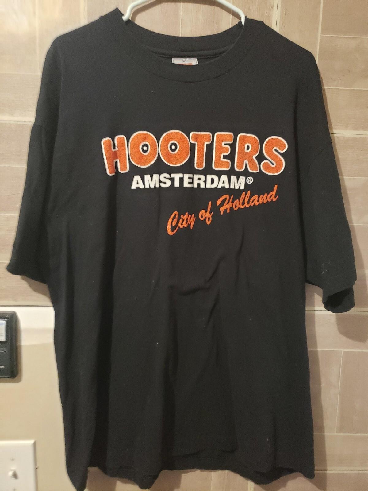 Hooters Amsterdam City Of Holland Size XL RARE Limited Edition Unisex T-Shirt L