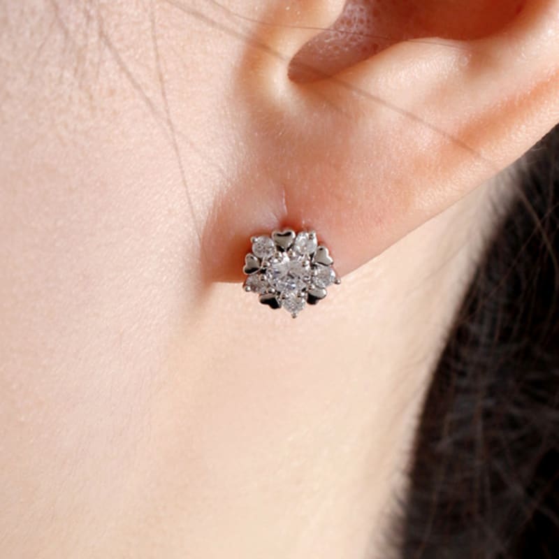 noonoo fingers Heart Blossom Earrings