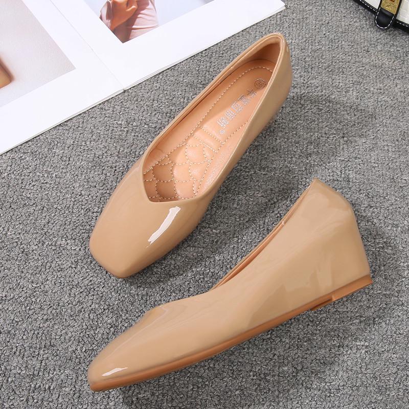 Schwarze Loafer mit verstecktem Absatz: Damen Rutschfester Keil mit Quadratischer Spitze, Professionelle Weiche Sohle für Küche, Lackleder, für Frühling & Herbst.