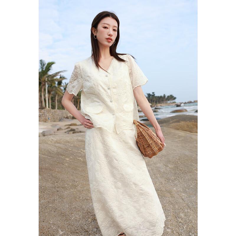 Sancai Plus Size Embroidered Top & Skirt Two-Piece Set