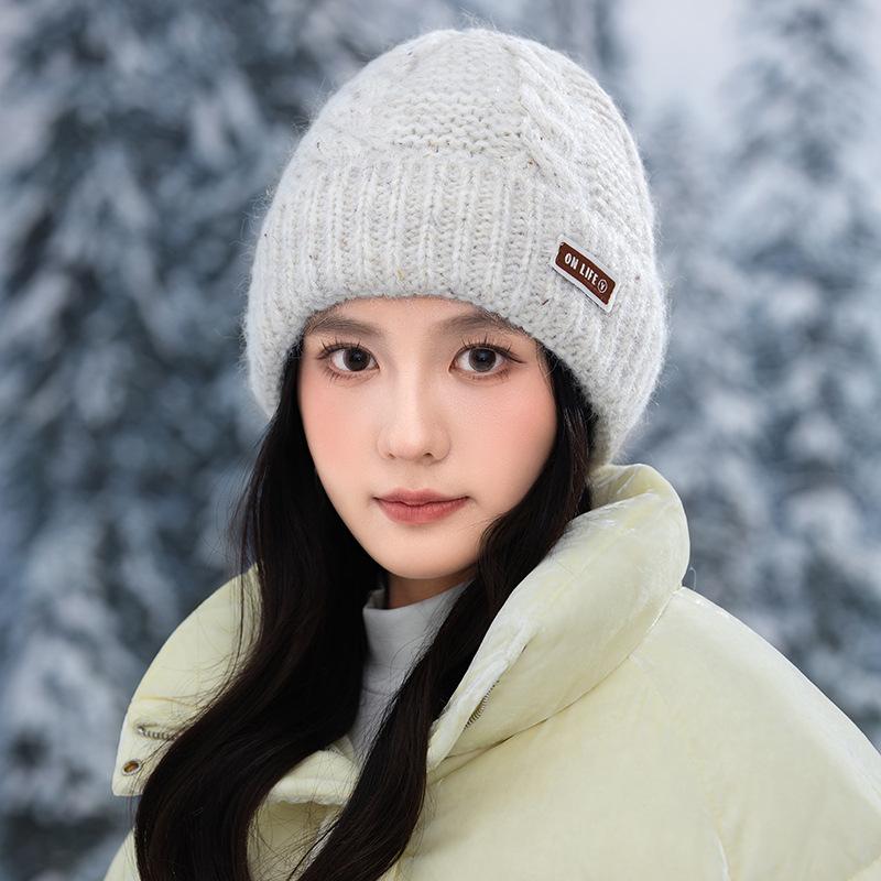 Autumn and Winter Outdoor Windproof Ear Protection Hat Fashion Thickened Warm Wool Hat Pullover Hat