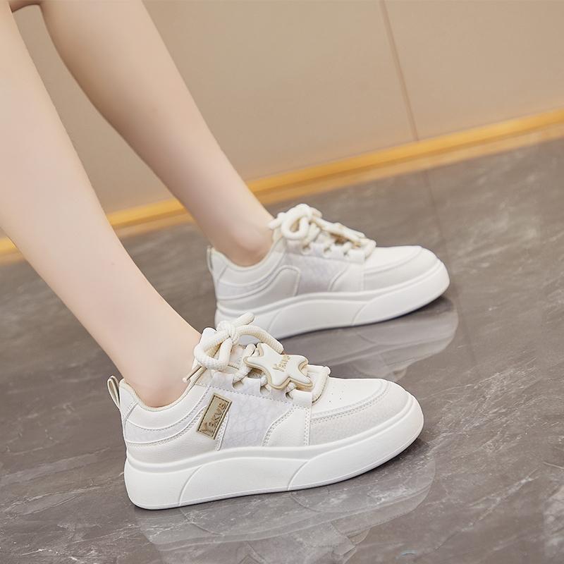 fashion 2024 Autumn Fashion New Women's Comfortable Solid Color Lace-up Low-top Simple Breathable Sneakers