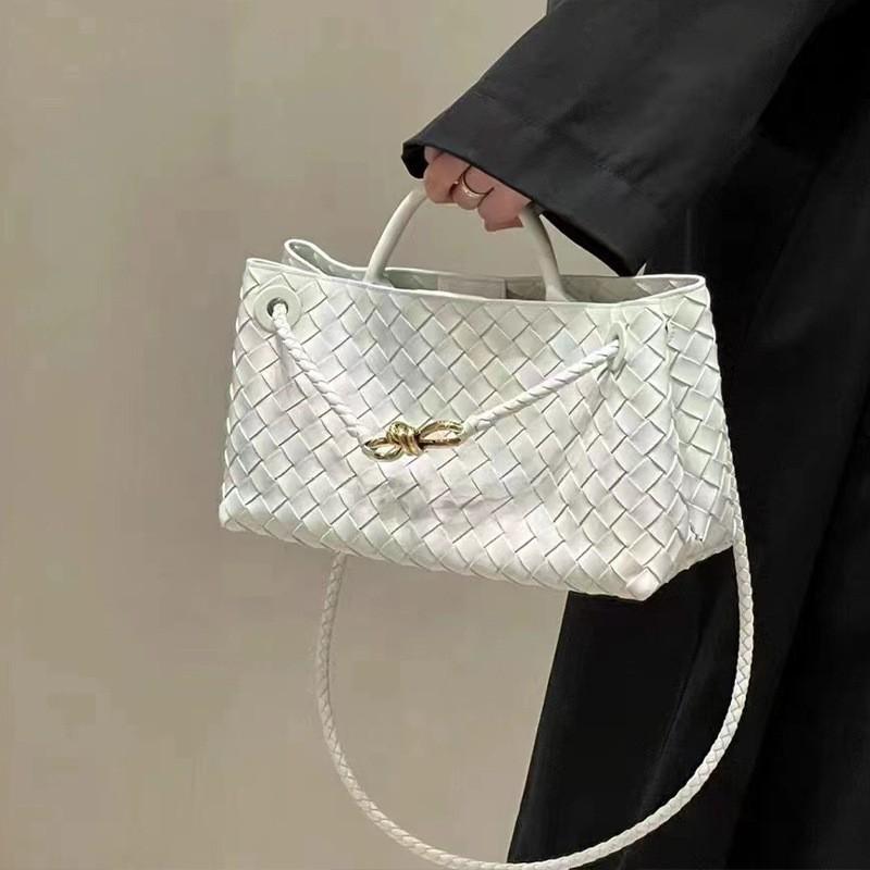 Niche Design New Style Metal Rope Buckle Genuine Leather Woven Tote Bag One-shoulder Portable Large-capacity Retro Women's