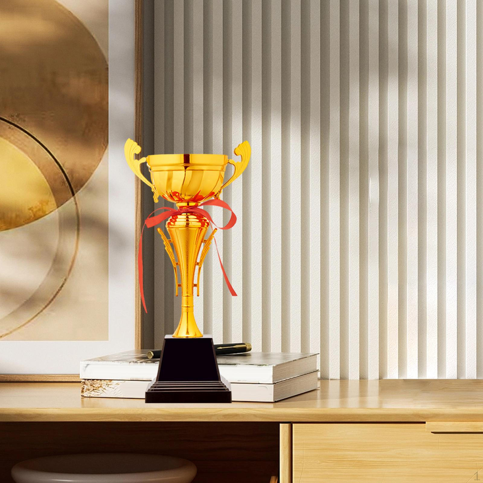 

Чемпионский футбольный трофей — металлическая награда премиум-класса за соревновательные мероприятия 28cm