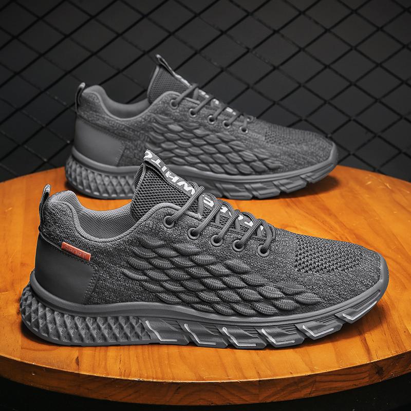 New summer mesh breathable fly-woven sports board shoes kitchen trendy shoes