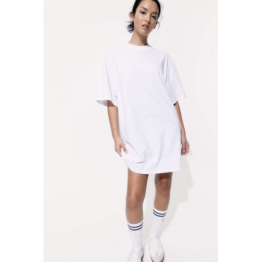

Платье-футболка HM Oversized белое
