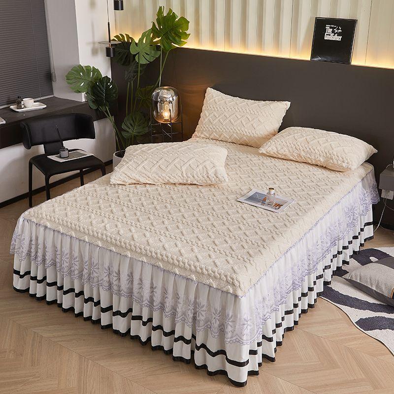 Winter Thickened Plush Bed Skirt with Lace Ruffle, Warm Coral Fleece Mattress Cover, Non-Slip Bedspread