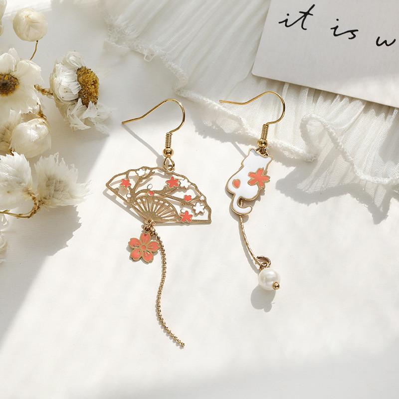 

Vintage Cat Flower Earrings With Alloy Pearls And Asymmetric Design For Women Style C