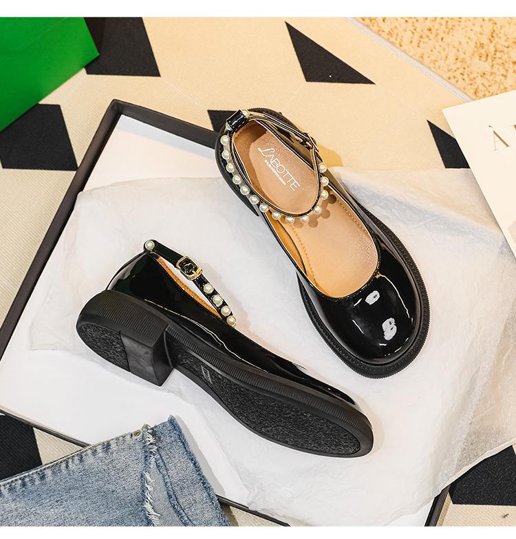 

Версия из коровьей кожи~ Новые маленькие кожаные туфли в британском стиле, туфли Мэри Джейн, нишевый дизайн, французские нежные лоферы, одинарные туфли 44