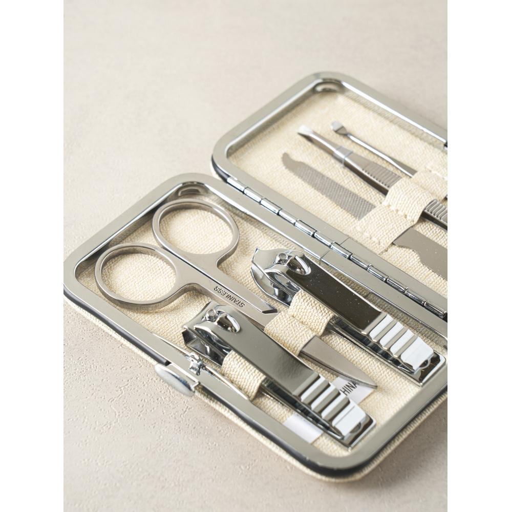 Daiso 6 Piece Nail Care Set