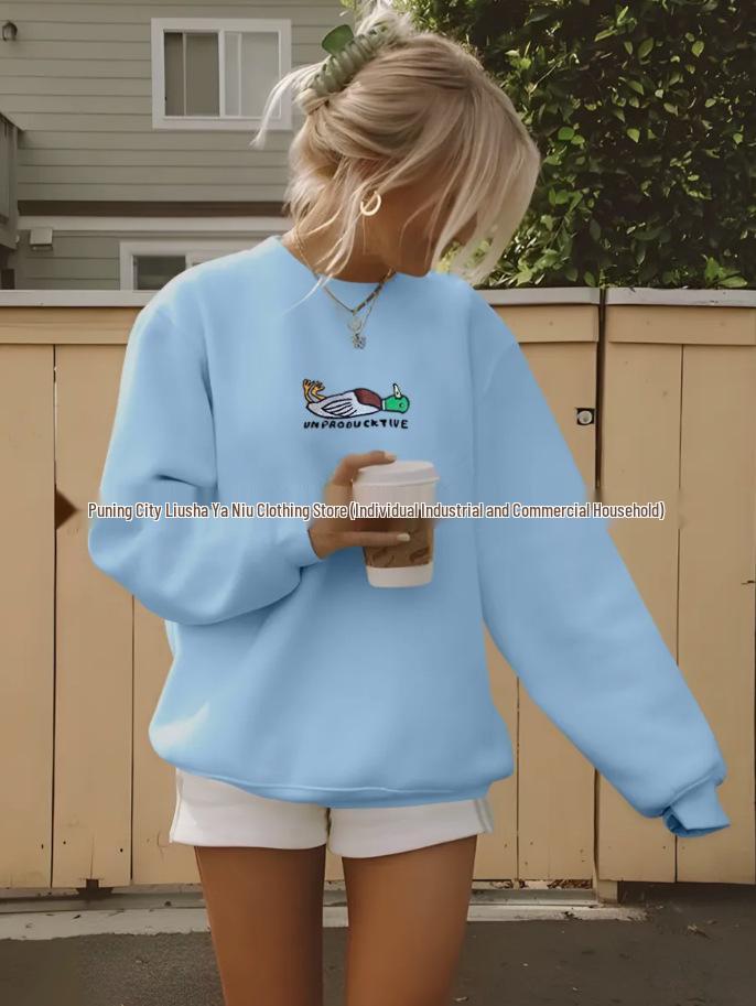 American Fashion Round Neck Sweatshirt: Cute Cartoon Duck Print, Loose Fit, Comfortable for Autumn & Winter.
