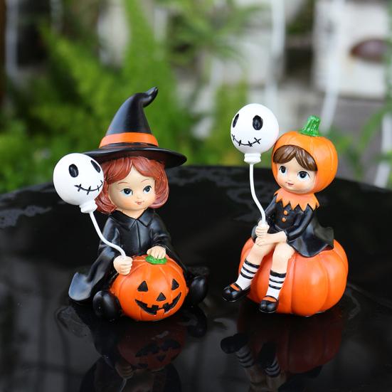 2Pcs Pumpkin Witch Figurines Witch Holding Skull Balloon Ornament Cartoon Witch Statues for Halloween Miniature Scene Props