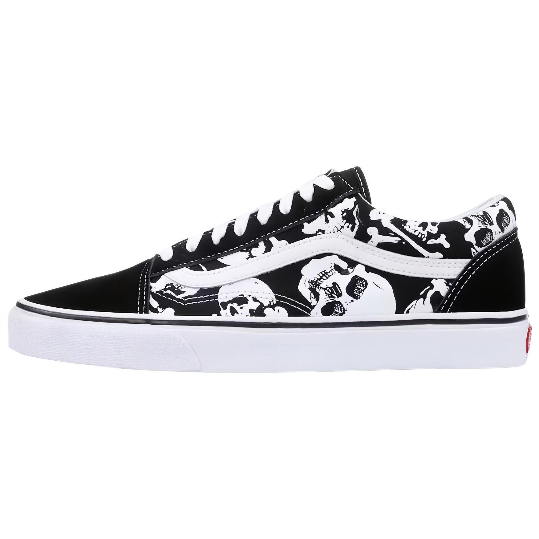 

Vans Мужские кроссовки Old Skool Skulls Black True-White VN0A38G1H0B