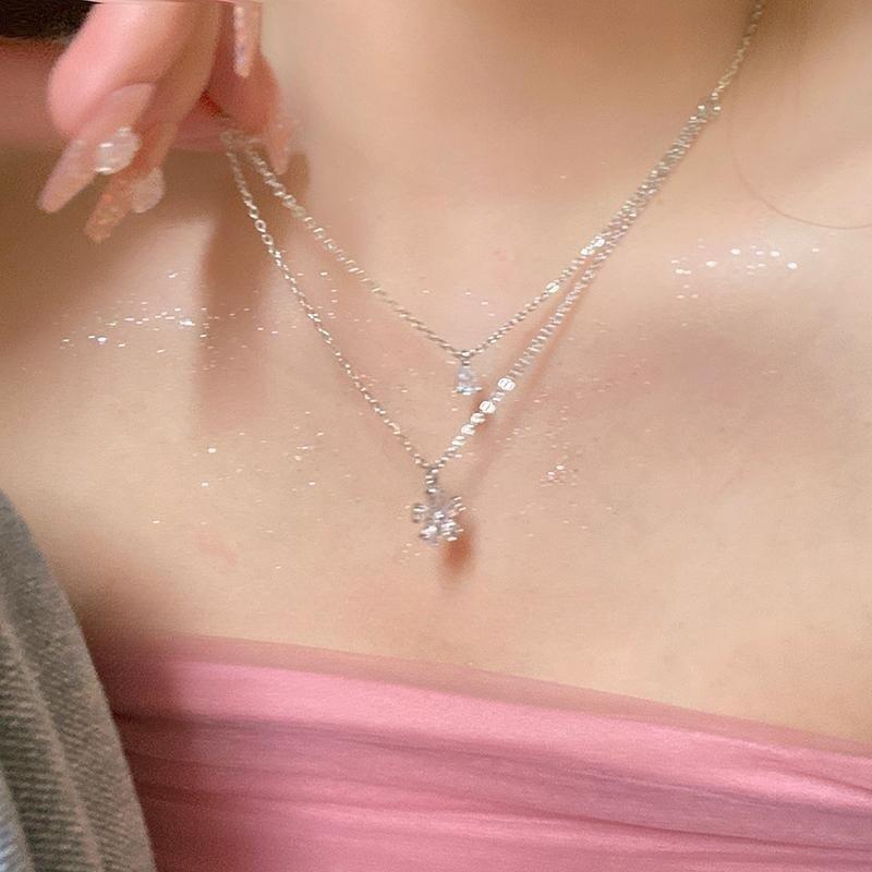 Delicate Small Flower Zircon Stacked Collarbone Chain Female Cold Style Fashion Niche Design Necklace Pendant Accessories