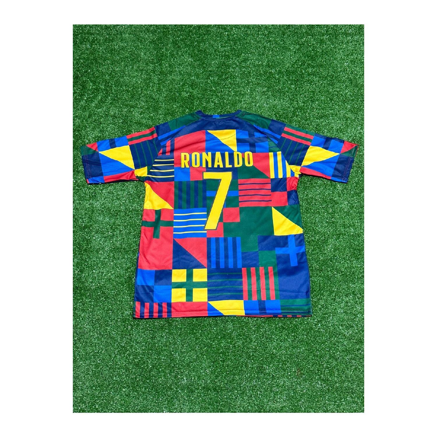 

Специальная концептуальная футболка Криштиану Роналду сезона 2022/23, Португалия