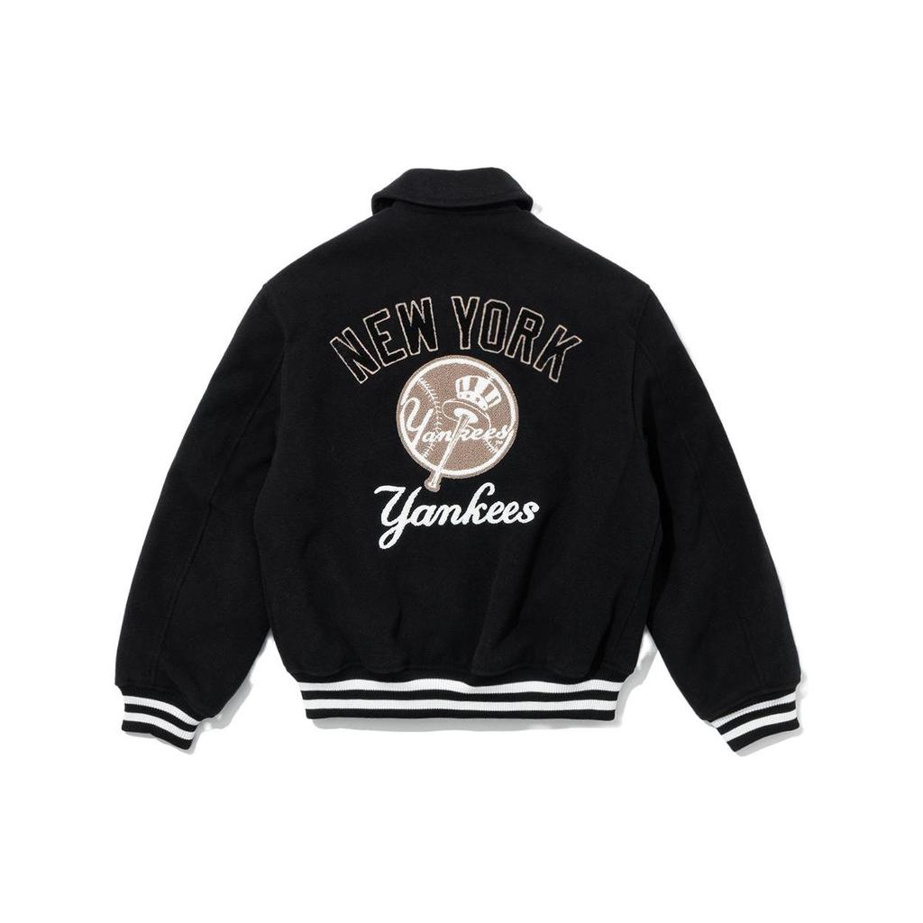 New Era Giacca Unisex MLB New York Yankees SS23 con Fantasia Animali a Cartoni Animati, Collo Ampio, Nera 13944733