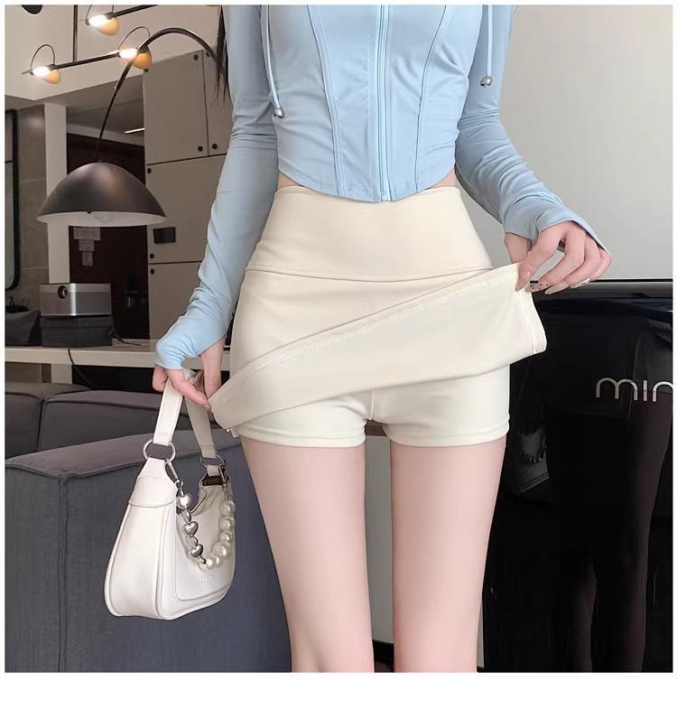 2026 New Black High-Waist A-line Slit Bodycon Half Skirt for Women - Spring/Summer Petite