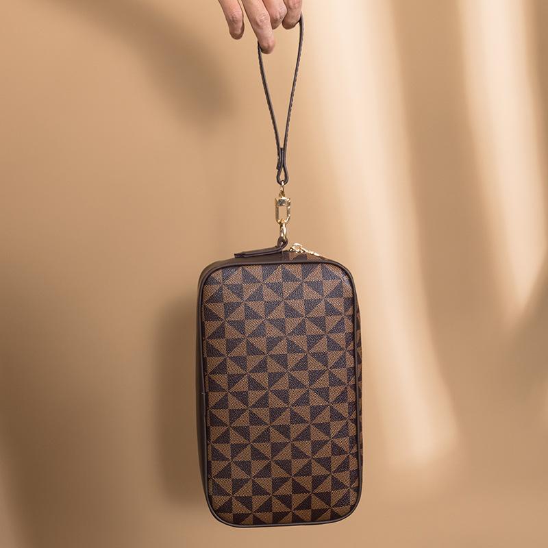 Fashion Printed Hand Catch Bag for Women Korean Version  New Easy To Wear Mobile Phone Coin Wallet Hand Wrapped Travel Toiletries Trend