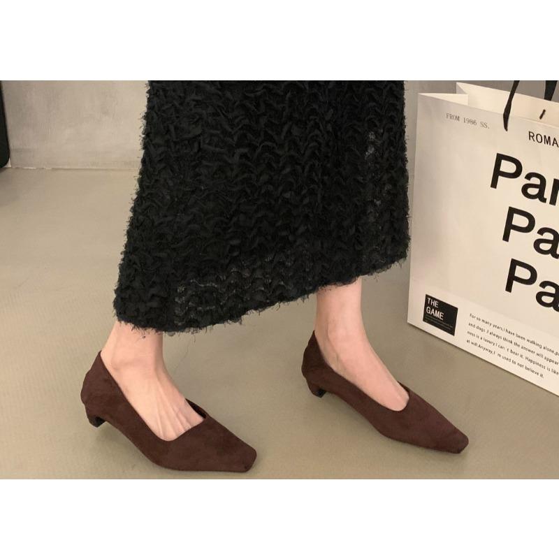 2026 Autumn Women Pointed Toe Boat Shoes Fashion Red Ladies Elegant Dress Pumps Shoes Thin Low Heel Outdoor Dress Work Shoes