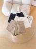 Hot Pants Neri in Denim a Vita Alta Stile Spicy da Ragazza - Pantaloncini Estivi Elasticizzati da Donna, Gamba Dritta, Design Versatile.