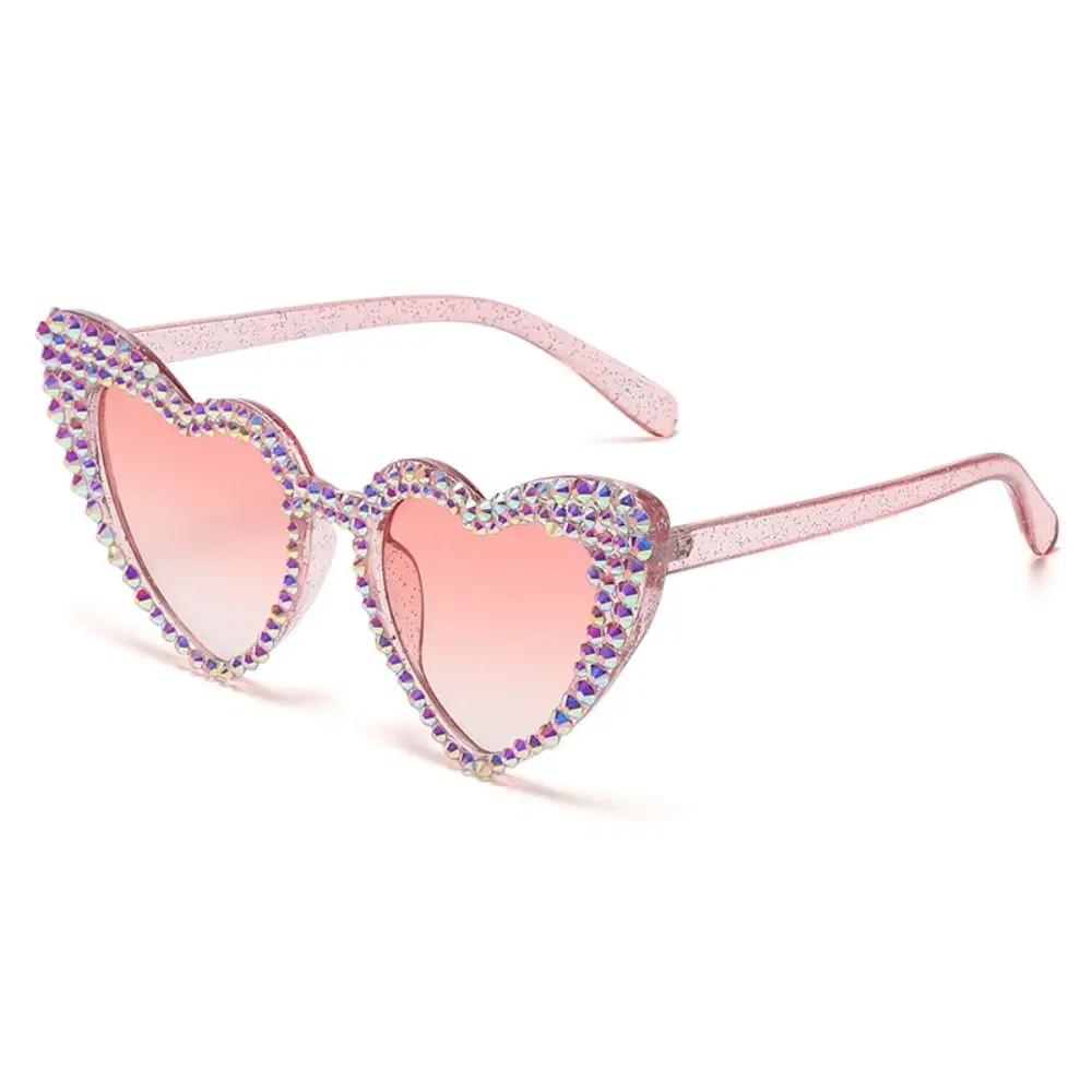 Travel Accessories Sun-Protective Heart-Shaped Sunglasses Hip Hop Rhinestone Decoration Driving Glasses Eyewear Party Glasses