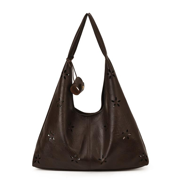 Large Capacity Underarm Bag Women's 2025 Autumn New Hollow Shoulder Women's Bag Fashion Underarm Bag Commuter Tote Bag