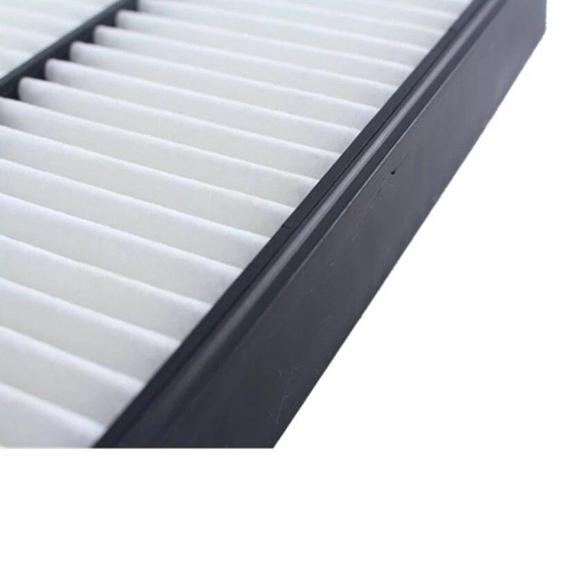 Kvalitní sada vzduchového filtru motoru a vzduchového filtru kabiny pro Mazda 3 6 CX-5 Sada filtrů OEM PE07133A0A