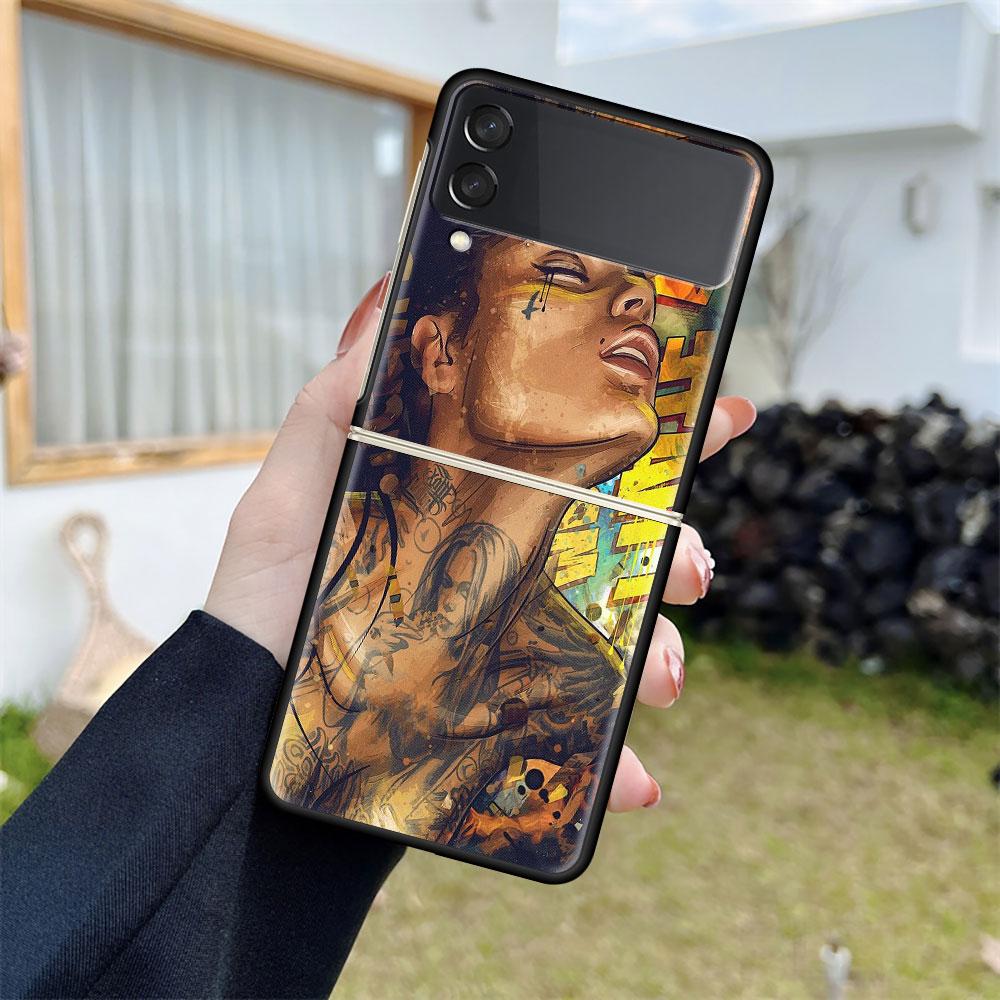 Luxury Case For Samsung Galaxy Z Flip 4 3 5G Black PC Hard Phone Cases Fashion Back Cover ZFlip Funda Sexy Tattoo Girl Shell Sac