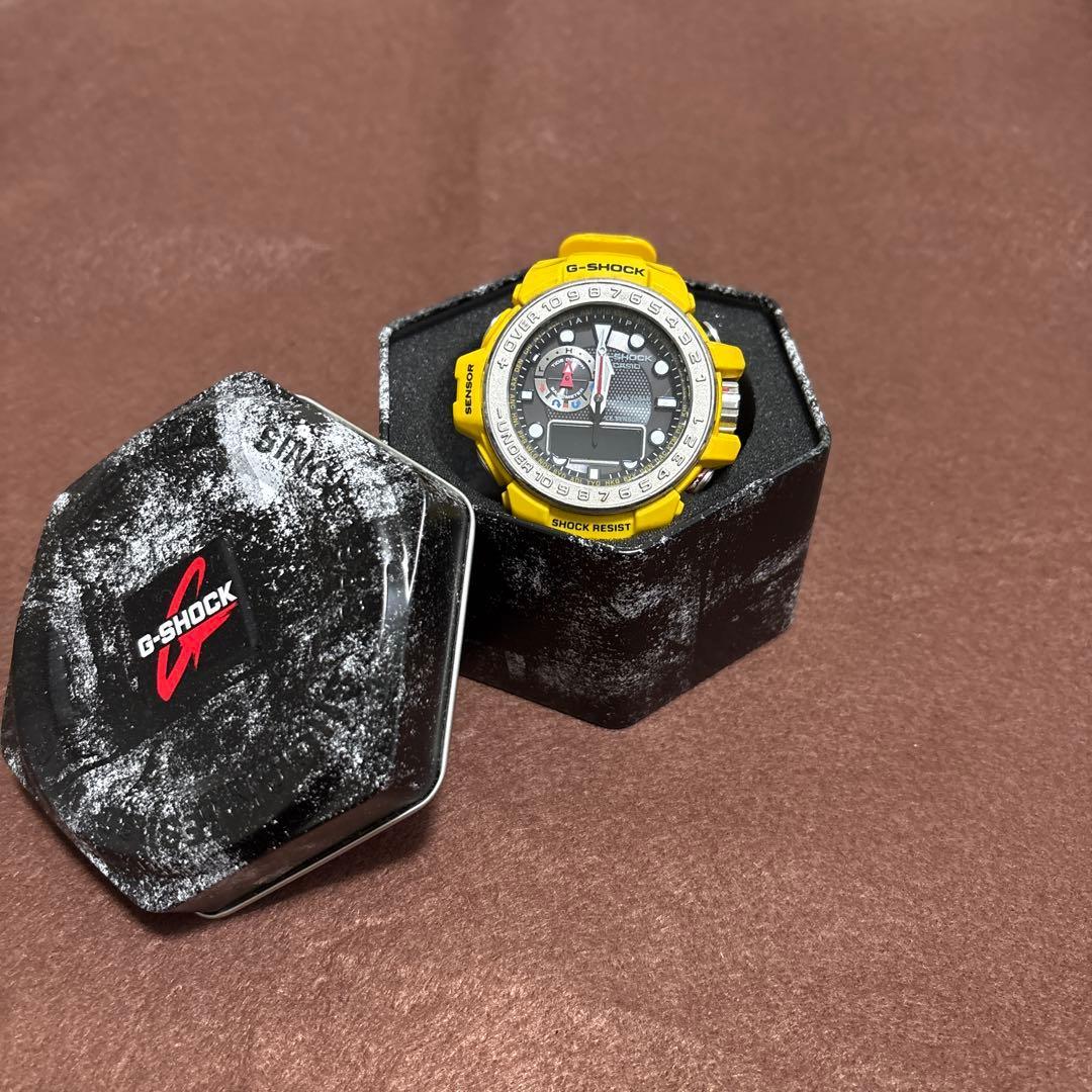 Б/у G-SHOCK GWN-1000